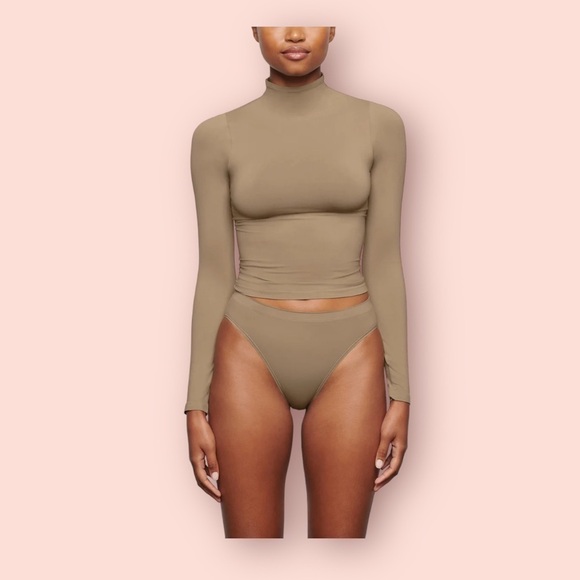 NWT Skims Soft smoothing turtle neck top color desert 4X fall winter long sleeve - Picture 1 of 12